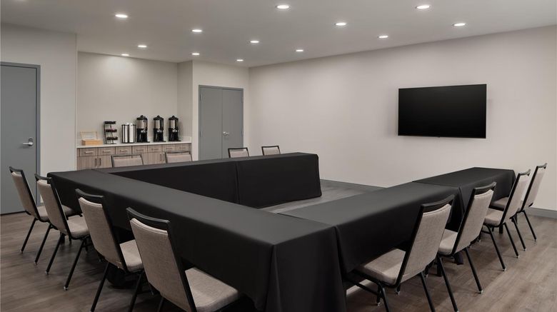 <b>Hyatt Studios Huntsville Meeting</b>. Images powered by <a href="https://iceportal.shijigroup.com/" title="IcePortal" target="_blank">IcePortal</a>.