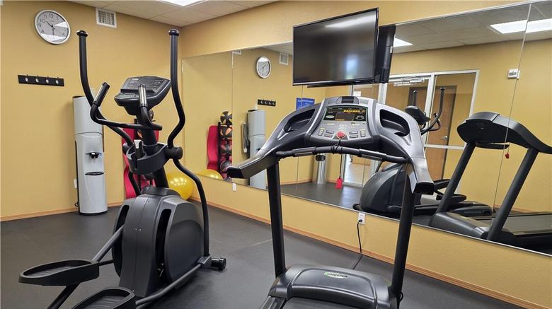 <b>SureStay Studio By Best Western El Dorad Health</b>. Images powered by <a href="https://iceportal.shijigroup.com/" title="IcePortal" target="_blank">IcePortal</a>.