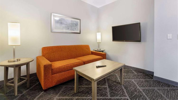 Wyndham Garden Appleton Room