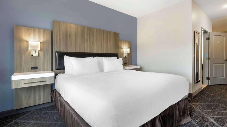 Wyndham Garden Appleton Room