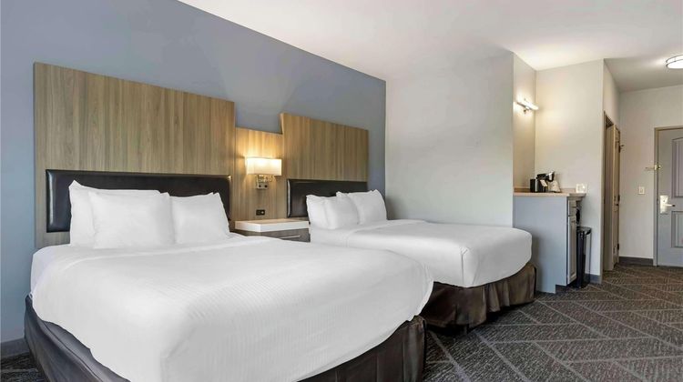 Wyndham Garden Appleton Room