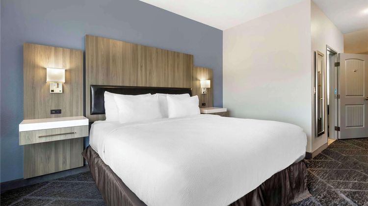 Wyndham Garden Appleton Room