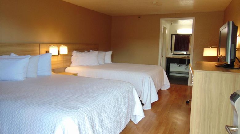 <b>Days Inn by Wyndham Victorville Room</b>. Images powered by <a href="https://iceportal.shijigroup.com/" title="IcePortal" target="_blank">IcePortal</a>.