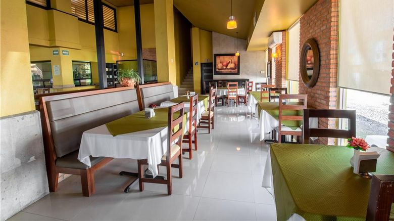 <b>Hecthorny San Carlos Tequisquiapan Restaurant</b>. Images powered by <a href="https://iceportal.shijigroup.com/" title="IcePortal" target="_blank">IcePortal</a>.