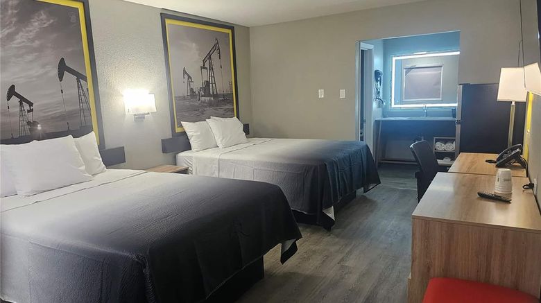 <b>Super 8 by Wyndham Hobbs Room</b>. Images powered by <a href="https://iceportal.shijigroup.com/" title="IcePortal" target="_blank">IcePortal</a>.