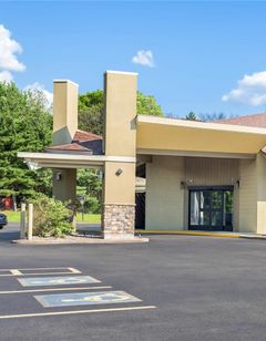 Quality Inn & Suites Black River Falls