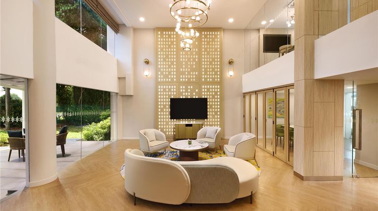 Glenmarie Hotel and Golf Resort Lobby