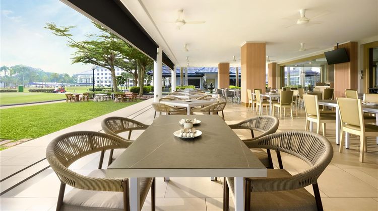 Glenmarie Hotel and Golf Resort Restaurant