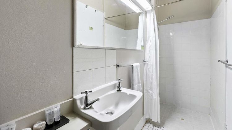 Arkana Motel Room