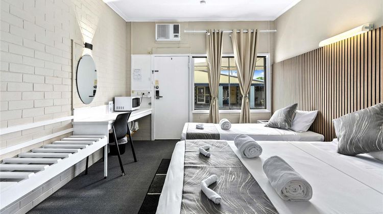 Arkana Motel Room