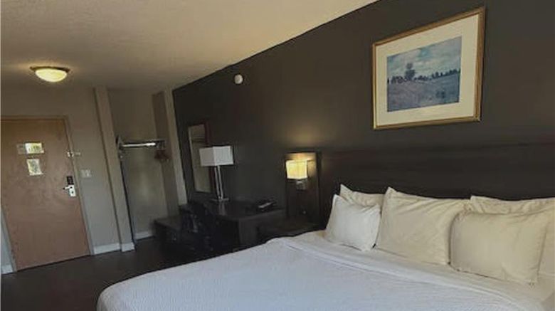 <b>SureStay by Best Western Brockville Suite</b>. Images powered by <a href="https://iceportal.shijigroup.com/" title="IcePortal" target="_blank">IcePortal</a>.