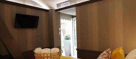 Alexandra Hotel Room