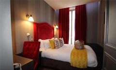 Alexandra Hotel