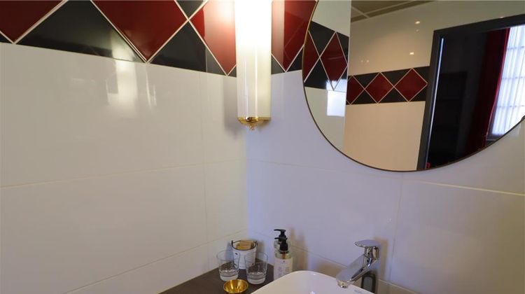 Alexandra Hotel Room
