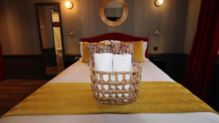 Alexandra Hotel Room