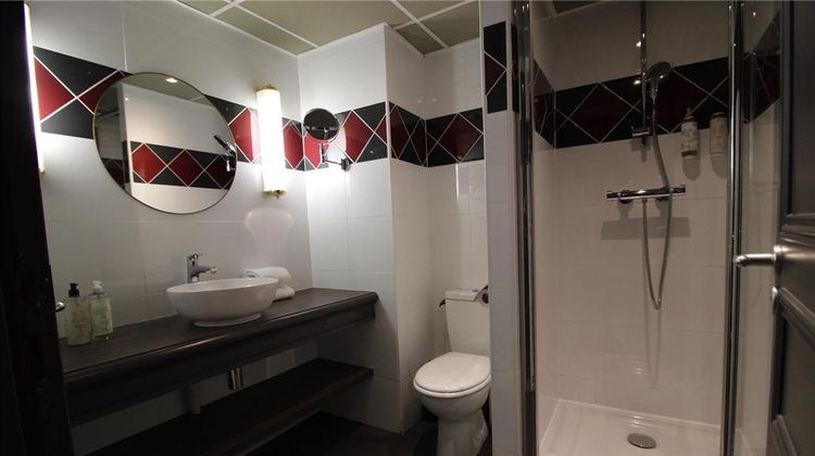 Alexandra Hotel Room