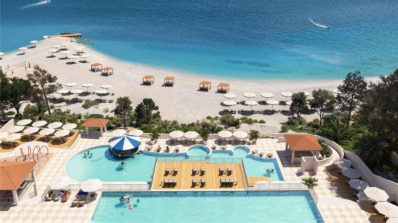 <b>Movenpick Kvarner Bay Pool</b>. Images powered by <a href="https://iceportal.shijigroup.com/" title="IcePortal" target="_blank">IcePortal</a>.