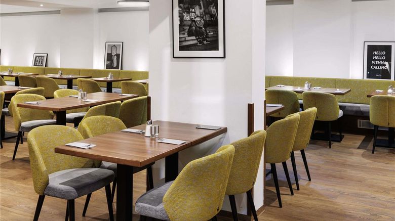 <b>Hotel Rathauspark Restaurant</b>. Images powered by <a href="https://iceportal.shijigroup.com/" title="IcePortal" target="_blank">IcePortal</a>.