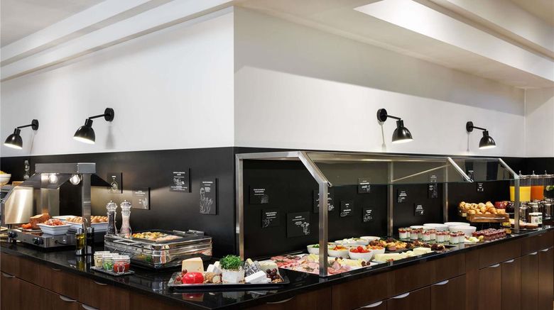 <b>Hotel Rathauspark Restaurant</b>. Images powered by <a href="https://iceportal.shijigroup.com/" title="IcePortal" target="_blank">IcePortal</a>.