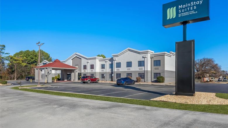 <b>MainStay Suites Decatur River City Exterior</b>. Images powered by <a href="https://iceportal.shijigroup.com/" title="IcePortal" target="_blank">IcePortal</a>.