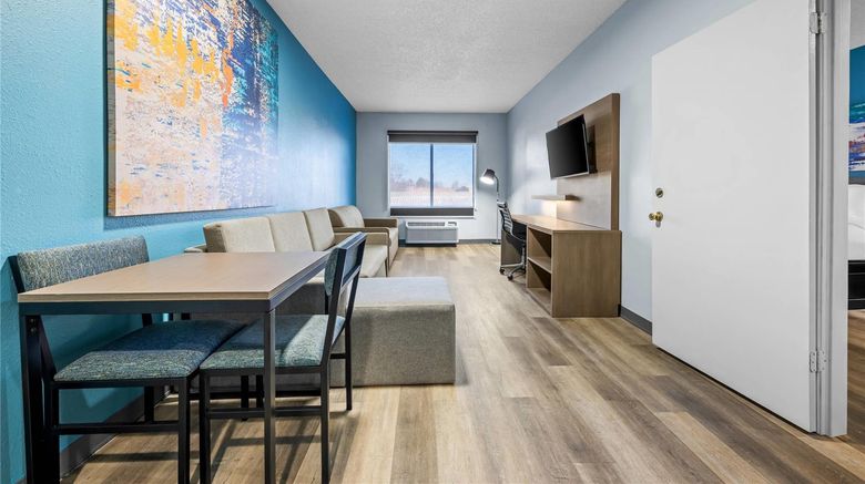 <b>MainStay Suites Decatur River City Suite</b>. Images powered by <a href="https://iceportal.shijigroup.com/" title="IcePortal" target="_blank">IcePortal</a>.