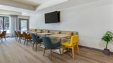 <b>Comfort Inn & Suites Restaurant</b>. Images powered by <a href="https://iceportal.shijigroup.com/" title="IcePortal" target="_blank">IcePortal</a>.