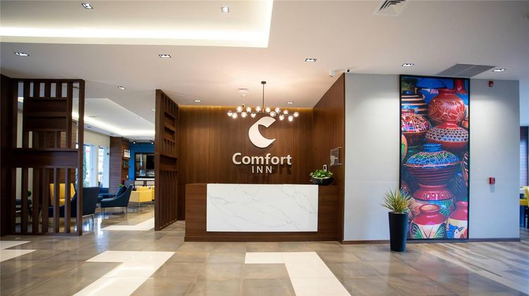 Comfort Inn Tegucigalpa Lobby