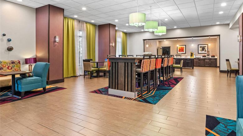 <b>Quality Inn Pratt Lobby</b>. Images powered by <a href="https://iceportal.shijigroup.com/" title="IcePortal" target="_blank">IcePortal</a>.