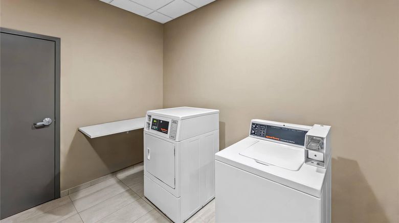<b>Quality Inn Pratt Other</b>. Images powered by <a href="https://iceportal.shijigroup.com/" title="IcePortal" target="_blank">IcePortal</a>.