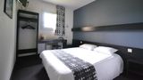 Brit Hotel Baillet in France Room