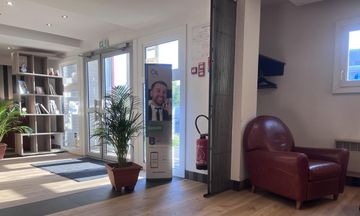 Brit Hotel Baillet in France