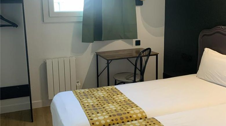 <b>Brit Hotel Baillet in France Room</b>. Images powered by <a href="https://iceportal.shijigroup.com/" title="IcePortal" target="_blank">IcePortal</a>.