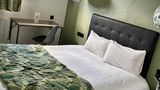 Brit Hotel Baillet in France Room
