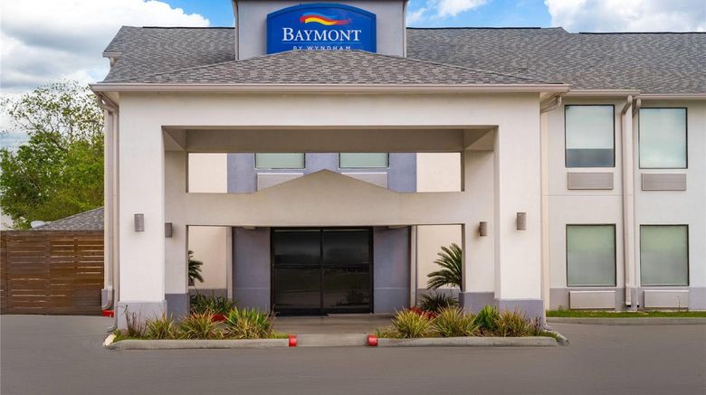 <b>Baymont by Wyndham Iowa Lake Charles Exterior</b>. Images powered by <a href="https://iceportal.shijigroup.com/" title="IcePortal" target="_blank">IcePortal</a>.