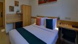 Red Fox Hotel Chandigarh Room