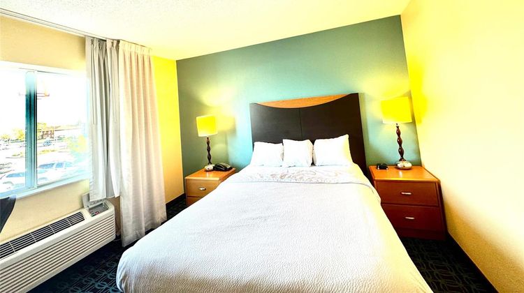 Country Inn & Suites Bismarck-Mandan Room
