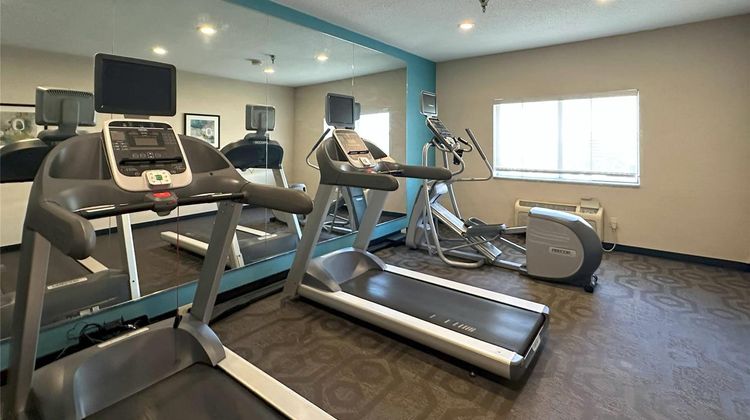 Country Inn & Suites Bismarck-Mandan Health