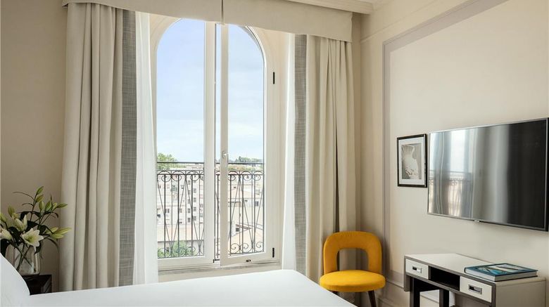 <b>UNA Hotels Trastevere Roma Room</b>. Images powered by <a href="https://iceportal.shijigroup.com/" title="IcePortal" target="_blank">IcePortal</a>.