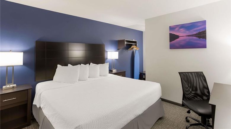 <b>SureStay by Best Western Presque Isle Room</b>. Images powered by <a href="https://iceportal.shijigroup.com/" title="IcePortal" target="_blank">IcePortal</a>.