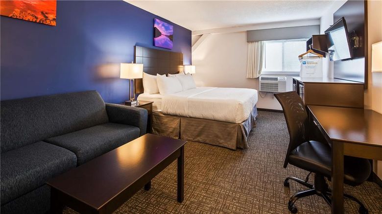 <b>SureStay by Best Western Presque Isle Room</b>. Images powered by <a href="https://iceportal.shijigroup.com/" title="IcePortal" target="_blank">IcePortal</a>.