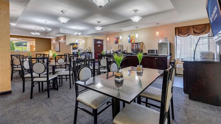 SureStay by Best Western Charlotte Matth Restaurant