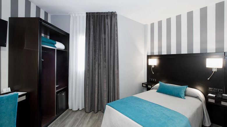 <b>Zentral Parque Hotel Room</b>. Images powered by <a href="https://iceportal.shijigroup.com/" title="IcePortal" target="_blank">IcePortal</a>.