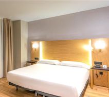 Hotel Mayoral Room