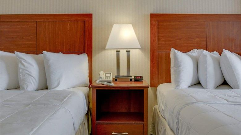 <b>Spinnaker Motel Room</b>. Images powered by <a href="https://iceportal.shijigroup.com/" title="IcePortal" target="_blank">IcePortal</a>.
