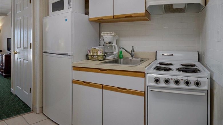 <b>Spinnaker Motel Room</b>. Images powered by <a href="https://iceportal.shijigroup.com/" title="IcePortal" target="_blank">IcePortal</a>.