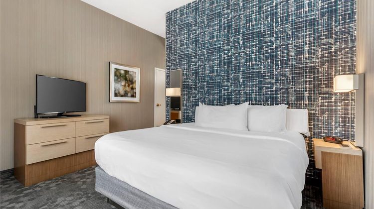 Comfort Inn & Suites Suite