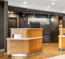 Comfort Inn & Suites Lobby