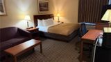 Wingate by Wyndham Livonia Room