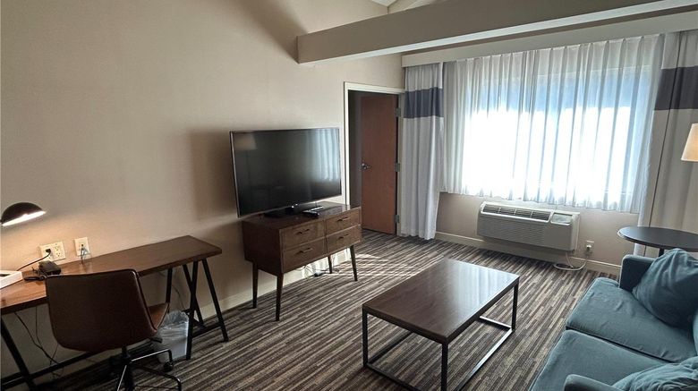 <b>Best Western Plainview-Long Island Hotel Room</b>. Images powered by <a href="https://iceportal.shijigroup.com/" title="IcePortal" target="_blank">IcePortal</a>.
