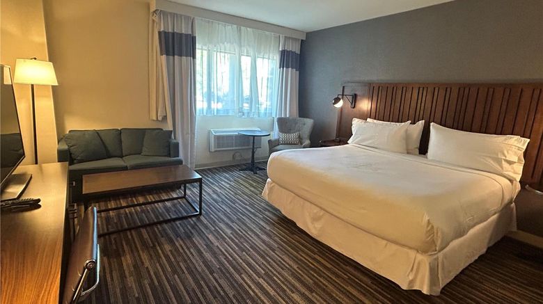 <b>Best Western Plainview-Long Island Hotel Room</b>. Images powered by <a href="https://iceportal.shijigroup.com/" title="IcePortal" target="_blank">IcePortal</a>.